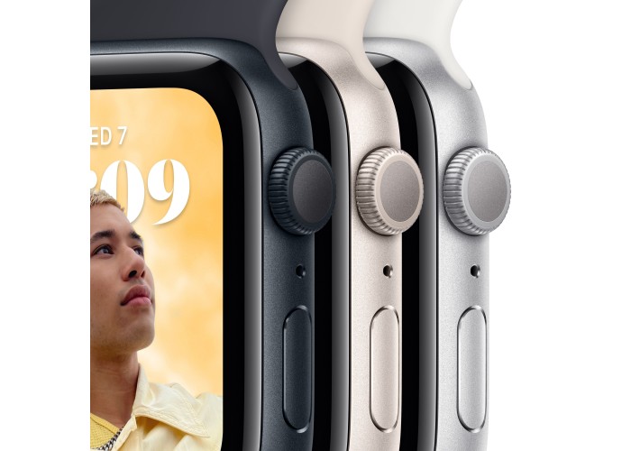 Apple Watch SE (2022), 40 мм, корпус из алюминия цвета «тёмная ночь», спортивный ремешок цвета «тёмная ночь»