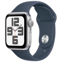 Apple Watch SE (2023), 40 мм, корпус из алюминия серебристого цвета, спортивный ремешок цвета «грозовой синий»